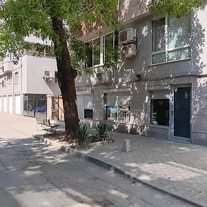 Melani 2 Apartment